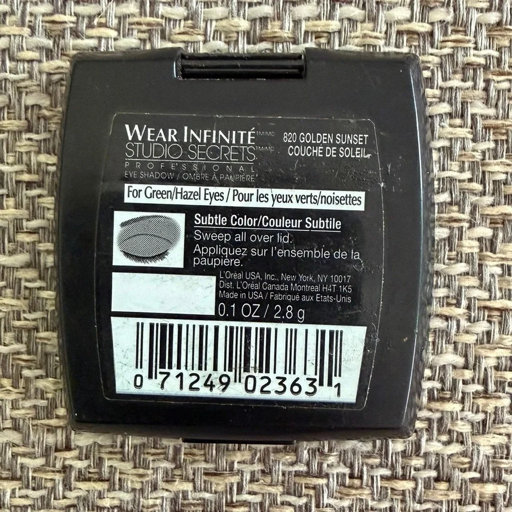L'Oreal Paris Studio Secrets‎ Professional Eye Shadow Singles 820 Golden Sunset